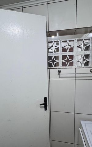 Casa à venda com 120m², 3 quartos e 2 vagasBanheiro
