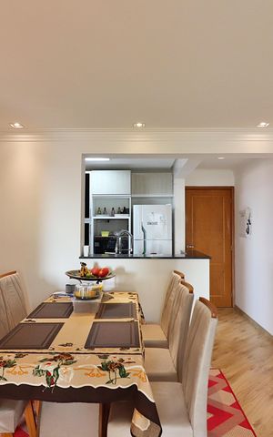Apartamento à venda com 76m², 2 quartos e 1 vagaSala 