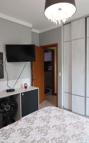 Casa de condomínio à venda com 123m², 2 quartos e 2 vagasSuíte