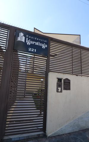 Casa de condomínio à venda com 123m², 2 quartos e 2 vagasFachada