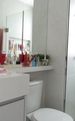 Apartamento à venda com 61m², 2 quartos e 1 vagaBanheiro da Suíte Principal