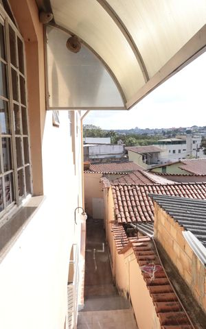 Casa para alugar com 180m², 3 quartos e 3 vagasQuarto 1 Closet Vista