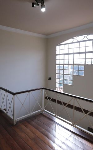 Casa para alugar com 180m², 3 quartos e 3 vagasHall 2° Andar
