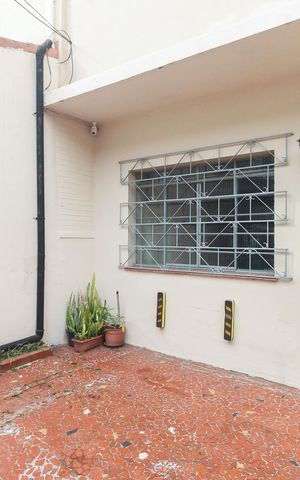 Casa à venda com 110m², 2 quartos e 1 vaga Casa à venda com 110m², 2 quartos e 1 vagaGaragem