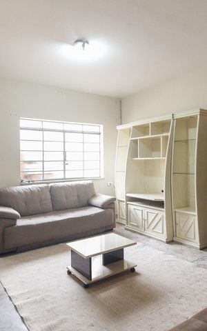 Casa à venda com 110m², 2 quartos e 1 vaga Casa à venda com 110m², 2 quartos e 1 vagaSala
