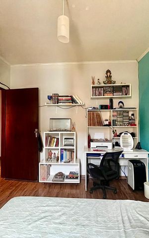 Casa à venda com 200m², 3 quartos e 3 vagas Casa à venda com 200m², 3 quartos e 3 vagasQuarto 2