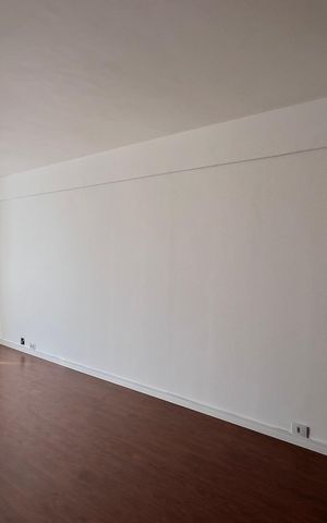 Apartamento à venda com 71m², 2 quartos e 1 vaga Apartamento à venda com 71m², 2 quartos e 1 vagaSala