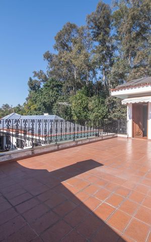 Casa à venda com 400m², 4 quartos e 6 vagasVaranda