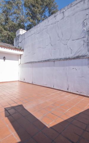 Casa à venda com 400m², 4 quartos e 6 vagasVaranda
