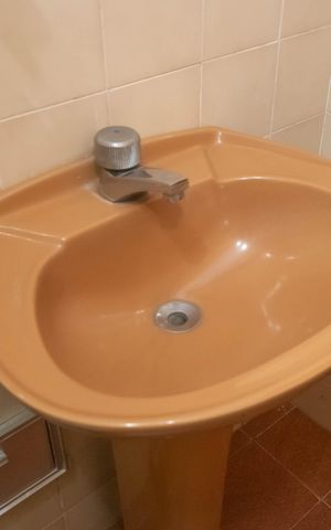 Casa à venda com 400m², 4 quartos e 6 vagasVestiário