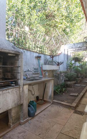 Casa à venda com 400m², 4 quartos e 6 vagasChurrasqueira 2