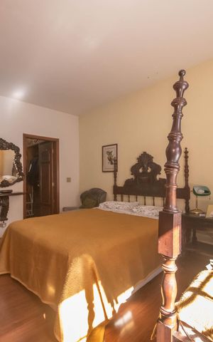 Casa à venda com 400m², 4 quartos e 6 vagasSuíte