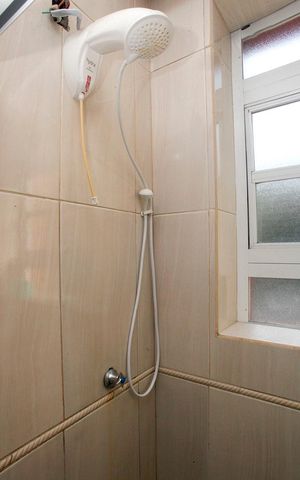 Apartamento à venda com 77m², 2 quartos e sem vagaBanheiro