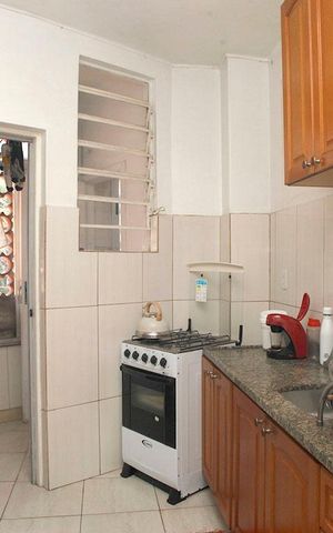 Apartamento à venda com 77m², 2 quartos e sem vagaCozinha