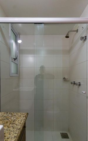 Apartamento para alugar com 70m², 2 quartos e 1 vaga Apartamento para alugar com 70m², 2 quartos e 1 vagaBanheiro social