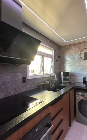 Apartamento à venda com 118m², 2 quartos e 2 vagasCozinha