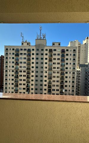 Apartamento à venda com 90m², 2 quartos e 1 vagaVaranda