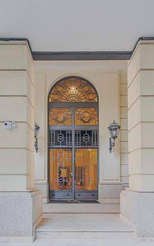 Apartamento à venda com 278m², 3 quartos e 3 vagasEntrada
