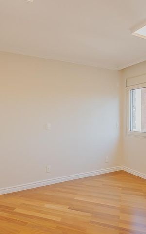 Apartamento à venda com 278m², 3 quartos e 3 vagasSuíte 1