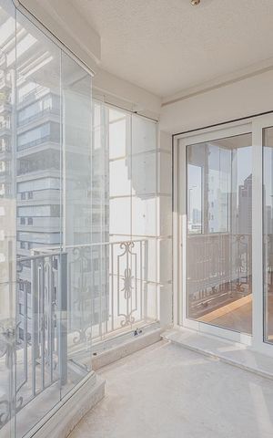 Apartamento à venda com 278m², 3 quartos e 3 vagasVaranda
