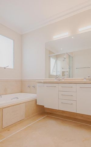 Apartamento à venda com 278m², 3 quartos e 3 vagasBanheiro da Suíte 3