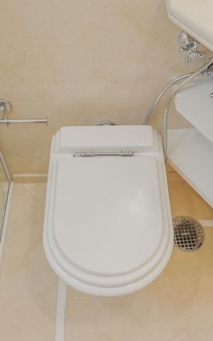 Apartamento à venda com 278m², 3 quartos e 3 vagasBanheiro da Suíte 1