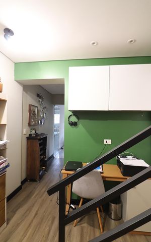 Casa à venda com 230m², 3 quartos e 2 vagasEscritório