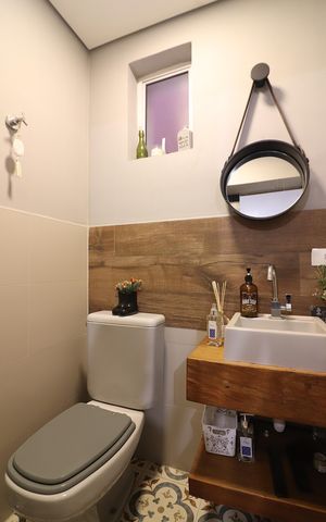 Casa à venda com 230m², 3 quartos e 2 vagasLavabo