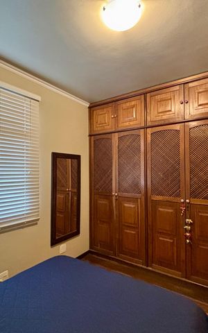 Apartamento à venda com 311m², 4 quartos e 2 vagas Apartamento à venda com 311m², 4 quartos e 2 vagasQuarto 2