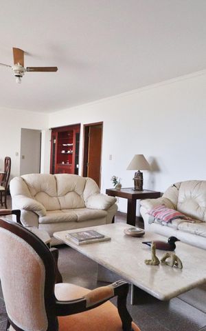 Apartamento para alugar com 170m², 3 quartos e 2 vagasSala