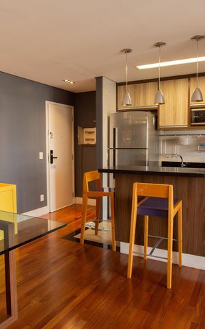 Apartamento à venda com 74m², 2 quartos e 2 vagasSala