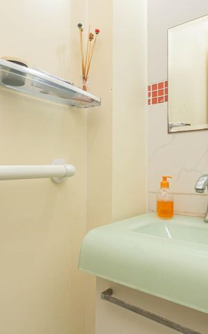 Casa à venda com 152m², 3 quartos e 3 vagasBanheiro da Suíte 2