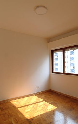 Apartamento à venda com 82m², 2 quartos e 1 vagaQuarto 2