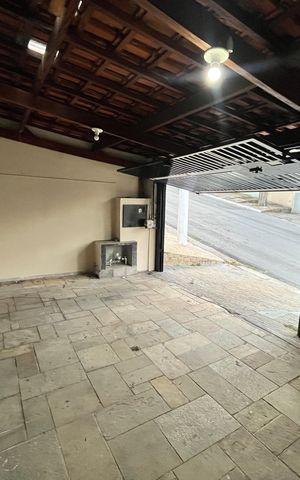 Casa à venda com 289m², 6 quartos e 2 vagasGaragem