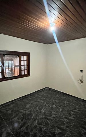 Casa à venda com 289m², 6 quartos e 2 vagasQuarto 1