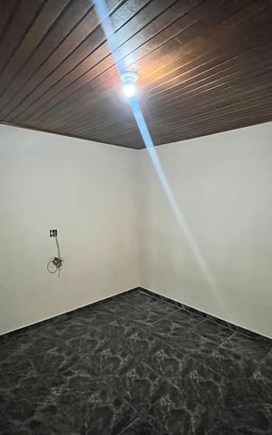 Casa à venda com 289m², 6 quartos e 2 vagasQuarto 1