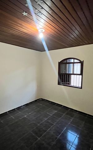 Casa à venda com 289m², 6 quartos e 2 vagasQuarto 2