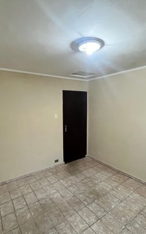 Casa à venda com 289m², 6 quartos e 2 vagasQuarto 3