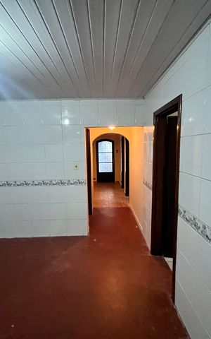 Casa à venda com 289m², 6 quartos e 2 vagasCozinha