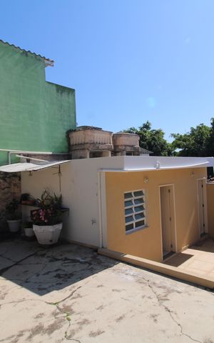 Casa à venda com 210m², 3 quartos e 4 vagasQuintal