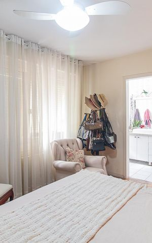 Apartamento à venda com 127m², 3 quartos e sem vagaSuíte