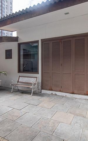 Apartamento à venda com 127m², 3 quartos e sem vagaÁrea comum