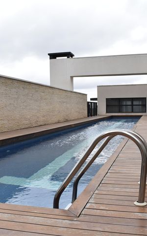 Apartamento para alugar com 84m², 1 quarto e 2 vagasÁrea comum - Piscina