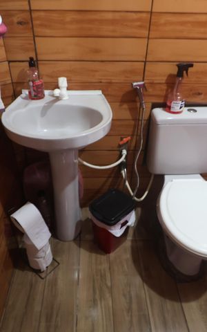 Casa à venda com 84m², 3 quartos e 2 vagasBanheiro da Suíte