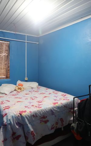 Casa à venda com 84m², 3 quartos e 2 vagasQuarto 2