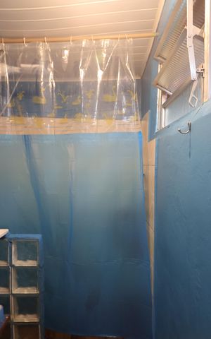 Casa à venda com 84m², 3 quartos e 2 vagasBanheiro Social