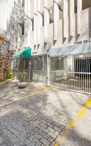 Apartamento à venda com 51m², 2 quartos e 1 vaga Apartamento à venda com 51m², 2 quartos e 1 vagaFachada