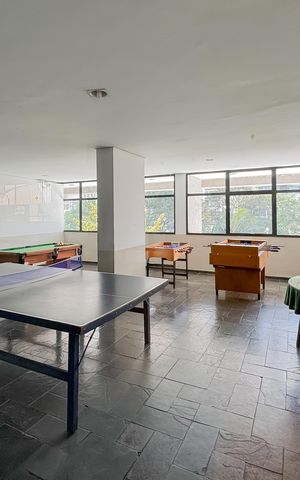 Apartamento à venda com 51m², 2 quartos e 1 vaga Apartamento à venda com 51m², 2 quartos e 1 vagaÁrea comum - Salão de jogos