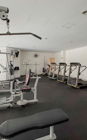 Apartamento à venda com 51m², 2 quartos e 1 vaga Apartamento à venda com 51m², 2 quartos e 1 vagaÁrea comum - Academia