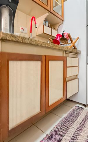 Apartamento à venda com 51m², 2 quartos e 1 vaga Apartamento à venda com 51m², 2 quartos e 1 vagaCozinha - Armários